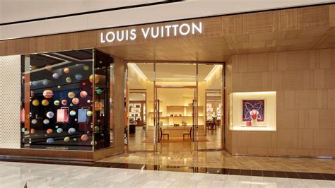 louis vuitton king of prussia|louis vuitton natick mall.